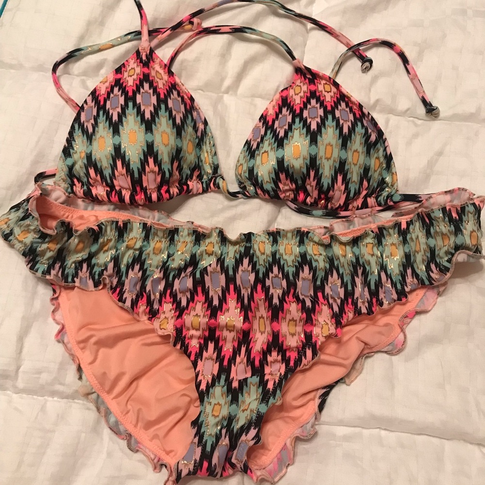 Victoria’s Secret Triangle Ruffle Bikini